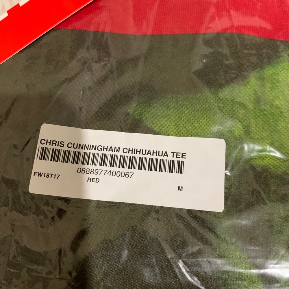Supreme Chris Cunningham Collab. Chihuahua Tee - Picture 3 of 5